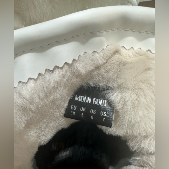 Moon Boot Protecht Low Faux fur boots white - Picture 6 of 11